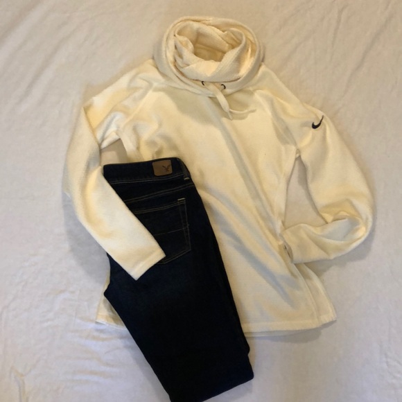 Nike Tops - Funnel neck Nike Sweatshirt